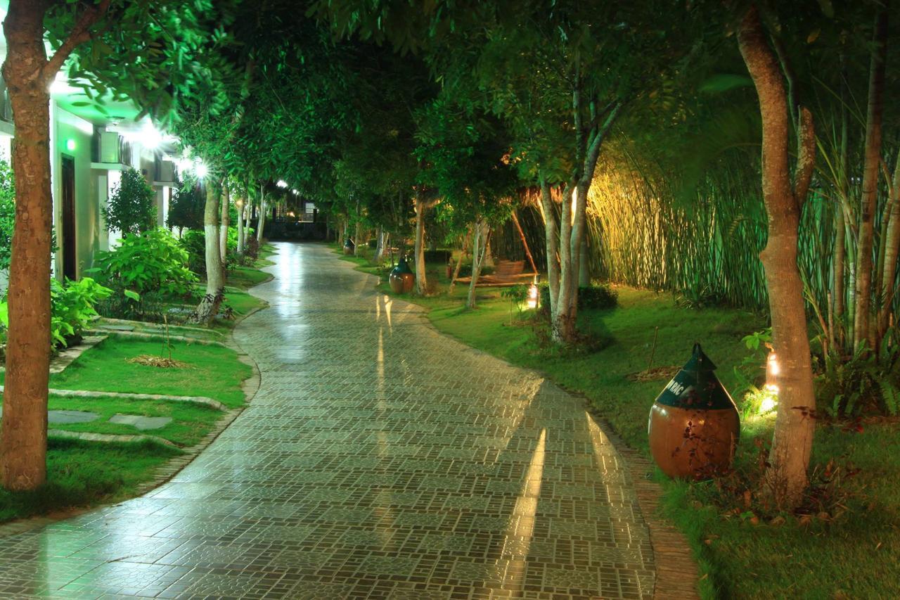 Ho Nam Resort Bac Lieu Exteriör bild